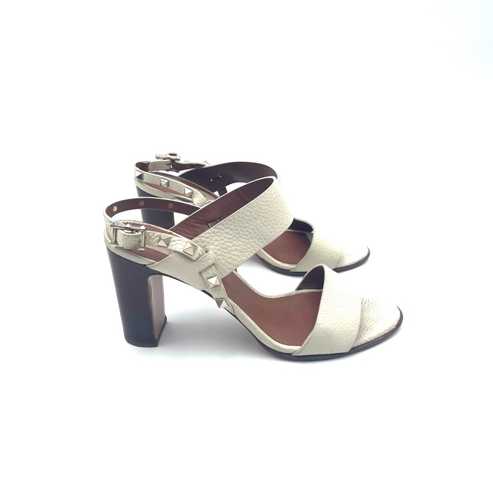 Valentino Garavani Ivory Rockstud Slingback Sandals Size 38.5